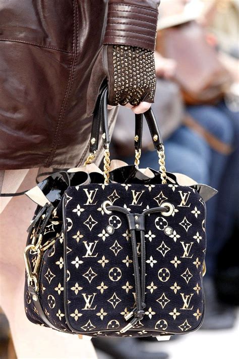 2009 louis vuitton handbag collection|Louis Vuitton Fall 2009 Ready.